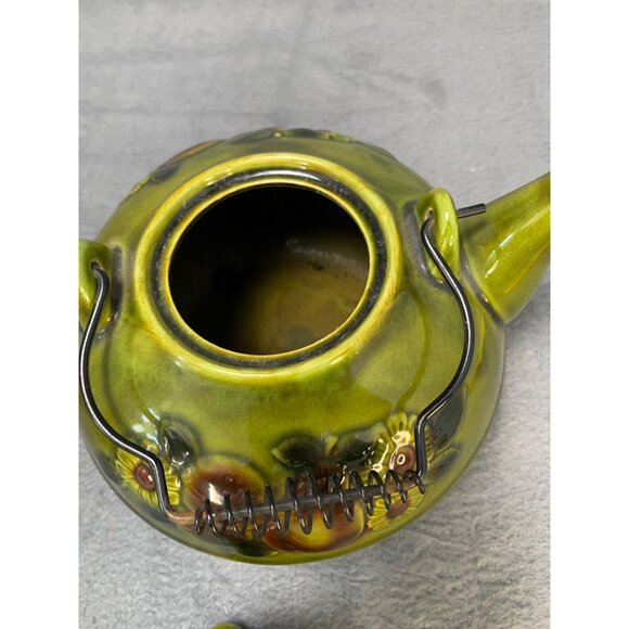 Vintage Green Ceramic Teapot with Floral Relief & Wire Handle 1970s - Picture 4 of 10